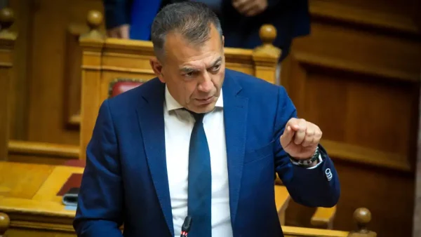 Έκτακτη συνάντηση Βρούτση – ΕΟΚ τη Δευτέρα μετά την παραίτηση του Βαγγέλη Λιόλιου