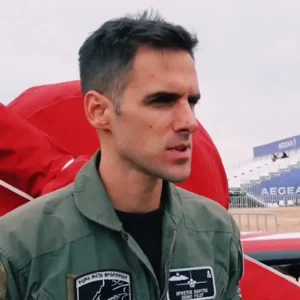 Χρήστος Χαρίτος: Ο πιλότος του F-16 «Ζευς» που θα πετάξει στην παρέλαση της 28ης Οκτωβρίου εξομολογείται – «Όνειρό μου από παιδί»