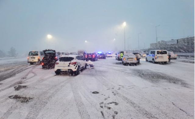 Προσοχή: Όσοι ταξιδέψετε για Αθήνα να έχετε μαζί σας αλυσίδες