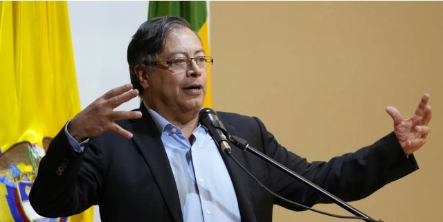 Κολομβία: Ο πρώτος Αριστερός πρόεδρος στην ιστορία της χώρας τερματίζει τον «πόλεμο κατά των ναρκωτικών»