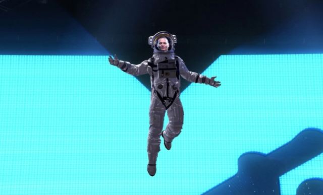 Ο Τζόνι Ντεπ στα βραβεία του MTV: «Είμαι διαθέσιμος για γενέθλια, γάμους, αγρυπνίες...»