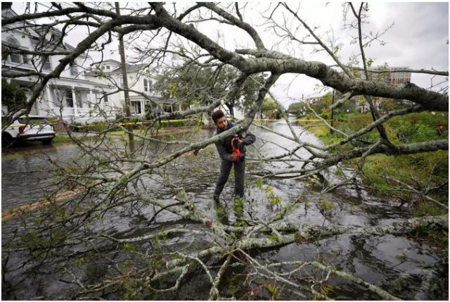 Ο τυφώνας Ίαν σάρωσε και την Νότια Καρολίνα – Τουλάχιστον 23 οι νεκροί στην Φλόριντα και ζημιές ιστορικών διαστάσεων
