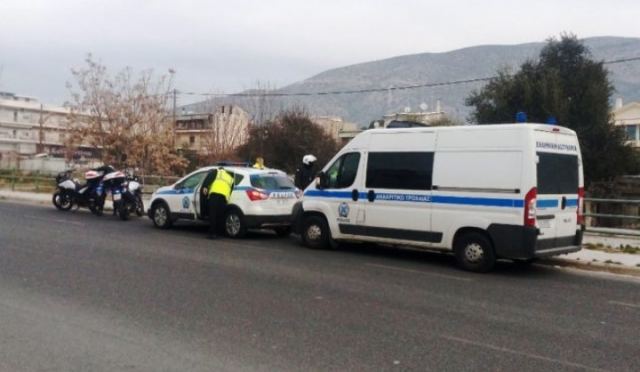 Μεθυσμένος οδηγός, χωρίς δίπλωμα, παρέσυρε και τραυμάτισε δικυκλιστή