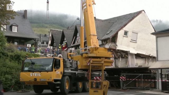 Γερμανία: Δυο νεκροί από την κατάρρευση ξενοδοχείου – Διασώθηκαν 5 άτομα ανάμεσά τους και ένα 2χρονο παιδί