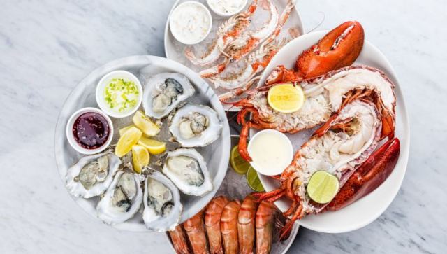 Όσοι τρώνε πολύ συχνά θαλασσινά, εκτός από ανεβασμένη ερωτική διάθεση, έχουν κι αυτό το πλεονέκτημα