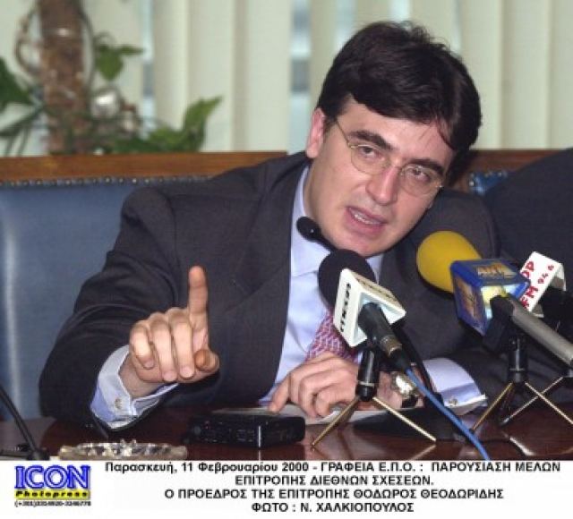 Ο Θεοδωρίδης, γιος του Σάββα, νέος γενικός γραμματέας στην UEFA