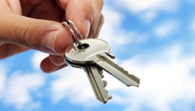 Χάθηκε κλειδί με μπλε μπρελόκ