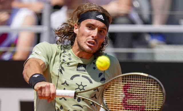 Στέφανος Τσιτσιπάς: Με επιβλητική ανατροπή στα προημιτελικά της Ρώμης