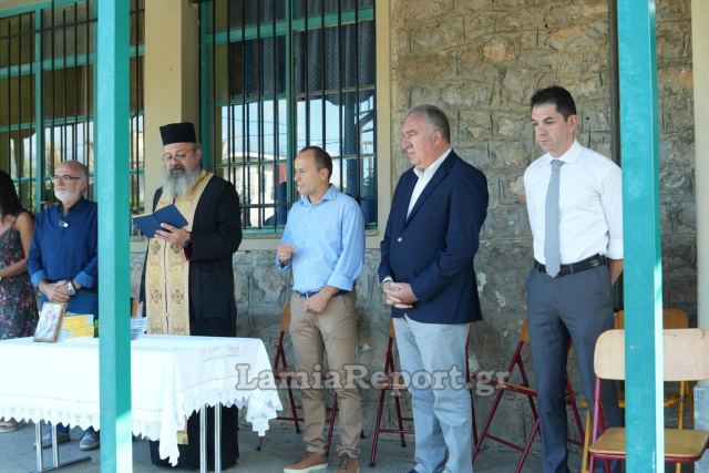 Στον αγιασμό του Δημοτικού Σχολείου Μεγάλης Βρύσης ο Δήμαρχος Θύμιος Καραΐσκος