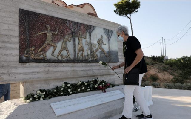 Φωτιά στο Μάτι: Να διερευνηθούν τα στοιχεία που δείχνουν κακούργημα, ζητούν οι συγγενείς