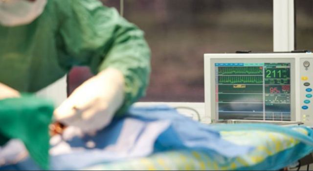 «Έσβησε» μωρό 1,5 έτους - Σε κρίσιμη κατάσταση και το δίδυμο αδελφάκι του