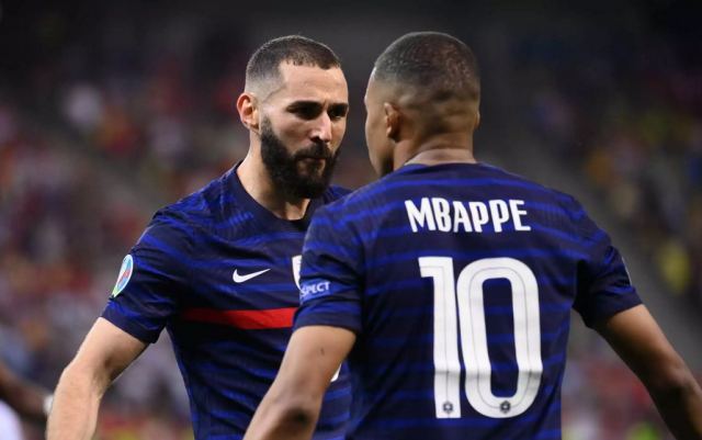 Ρεάλ Μαδρίτης: Νέες φήμες για οριστική συμφωνία με Εμπαπέ και μπόνους 100 εκατομμυρίων ευρώ