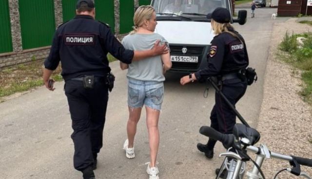 Συνελήφθη η Ρωσίδα δημοσιογράφος Μαρίνα Οβσιάνικοβα