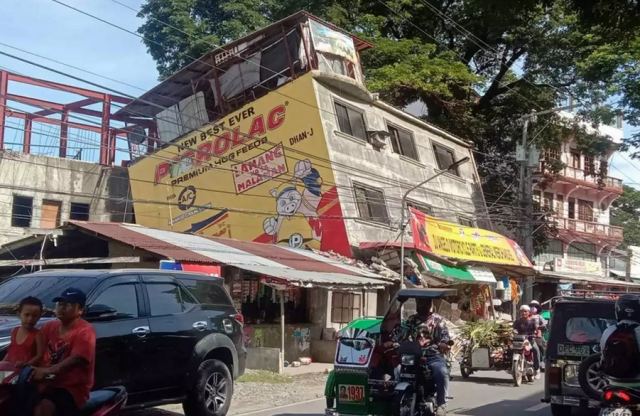 Σεισμός στις Φιλιππίνες: Τουλάχιστον 4 νεκροί και 60 τραυματίες από τα 7,1 Ρίχτερ