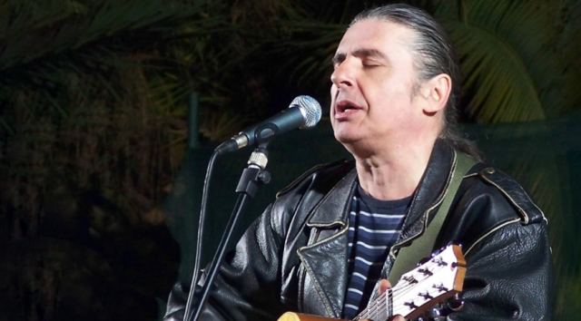 Σταύρος Λογαρίδης: Πέθανε ο σπουδαίος συνθέτης και τραγουδιστής