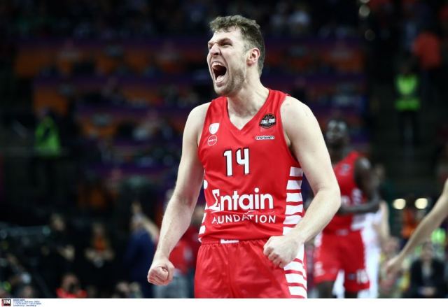 Ημέρα Βεζένκοφ στον Ολυμπιακό – Τον παρουσιάζει στο ΣΕΦ