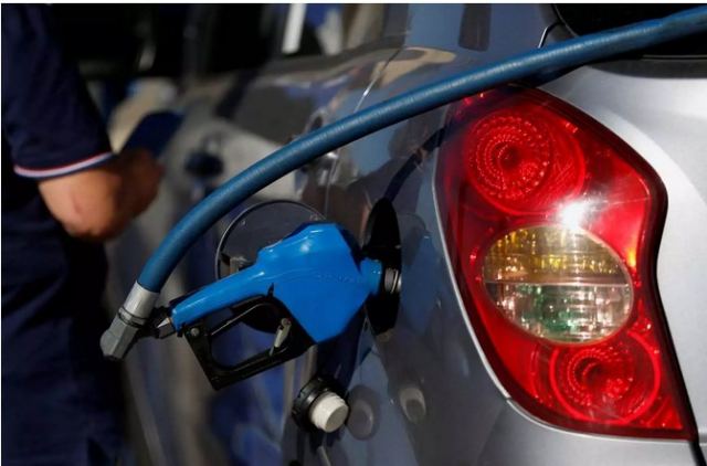 Επιδότηση καυσίμων: Με μειωμένη τιμή κατά 15 λεπτά το λίτρο και τον Μάιο το πετρέλαιο κίνησης