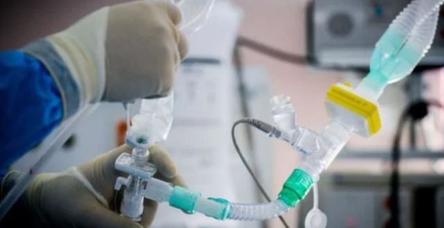 Διασωληνώθηκε 17χρονος με κορωνοϊό στο Ηράκλειο