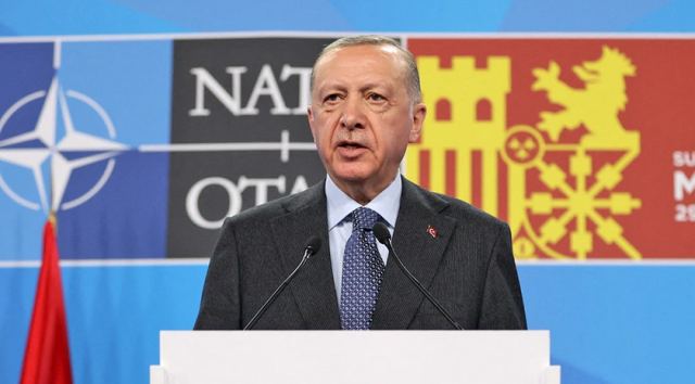 Προκαλεί ξανά ο Ερντογάν μετά το ΝΑΤΟ: Να συμμαζευτεί ο Μητσοτάκης - Η Ελλάδα παραβιάζει τον εναέριο χώρο μας