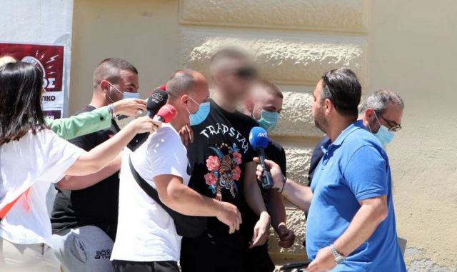 Ποινή φυλάκισης 10 μηνών στον τράπερ για οπλοκατοχή - Τι υποστήριξε στην απολογία του