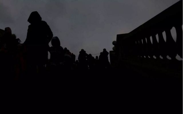 Ομέρ Τσελίκ: Η Ελλάδα ληστεύει, ξεγυμνώνει και βασανίζει τους πρόσφυγες