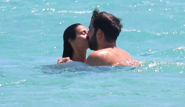 Το πιο ευτυχισμένο καλοκαίρι της ζωής της φαίνεται να περνά η Ηλιάνα Παπαγεωργίου