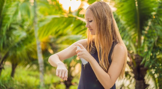Κουνούπια: Πότε μας βάζουν «στο μάτι» - Η μυρωδιά που τα ελκύει