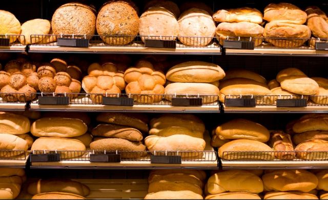 Μην ξεχάσετε: Παίρνουμε ψωμί για 4 ημέρες!