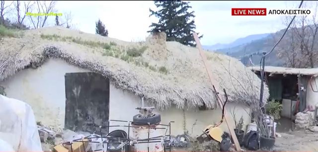 «Δεν μένω σε σπηλιά, αλλά σε δεντρόσπιτο - Τα παιδιά μας δεν πηγαίνουν σχολείο» - Έτσι ζουν οι Παλαιοχριστιανοί στην Ορεινή Κορινθία