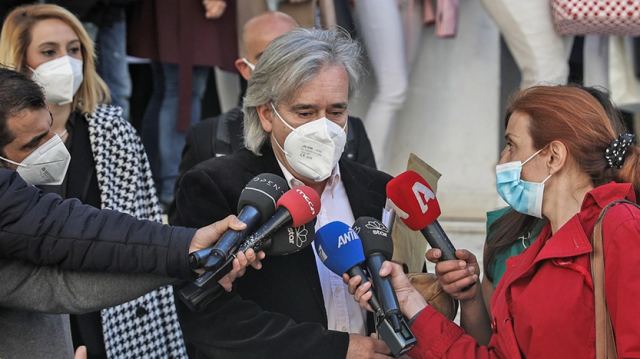 Πάτρα: Πολεμήσαμε μαζί με τη Τζωρτζίνα, δυστυχώς η αγκαλιά μας δεν ήταν τόσο μεγάλη, λέει ο γιατρός της