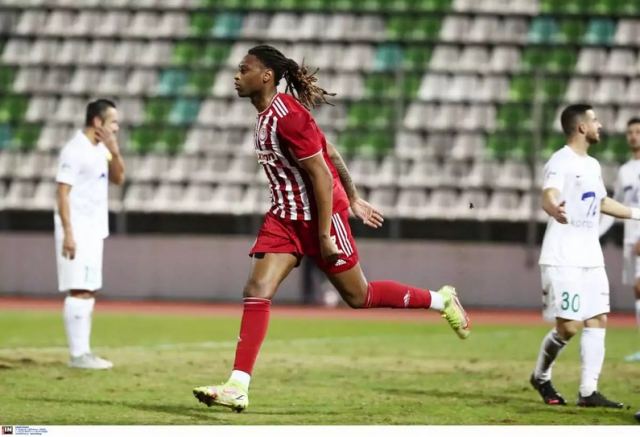 «Η Πόρτο δεν θα πληρώσει τη ρήτρα στον Ολυμπιακό για τον Ρούμπεν Σεμέδο» λένε οι Πορτογάλοι