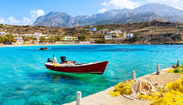 Daily Mail: Η Κάρπαθος στα 14 πιο εναλλακτικά μέρη του πλανήτη για το 2023