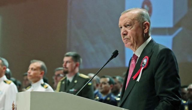 Ξέφυγε ο Ερντογάν: Δίνει οδηγίες στους Έλληνες τι να ψηφίσουν στις εκλογές