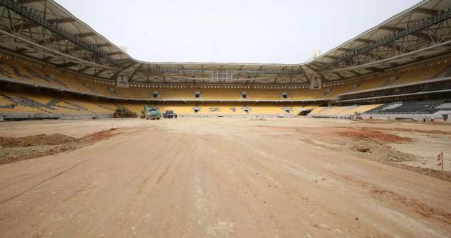 Γήπεδο ΑΕΚ: Φωτογραφίες από τις εργασίες για τον χλοοτάπητα