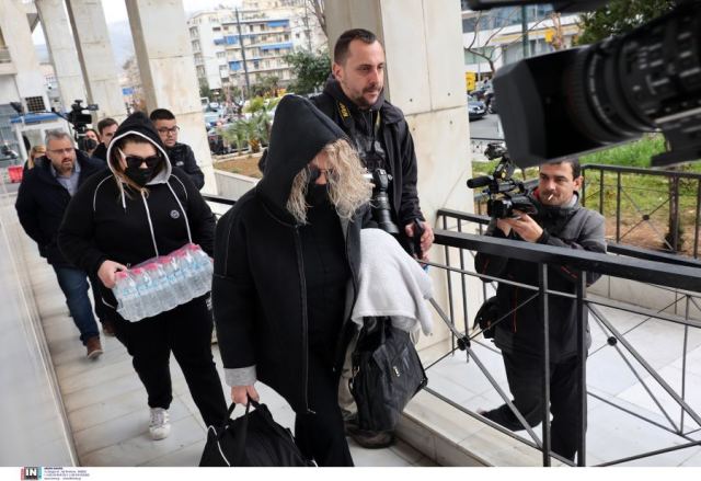 Στη ΓΑΔΑ η μητέρα και η αδερφή της Ρούλας Πισπιρίγκου - «Αφήστε μας ήσυχες»!