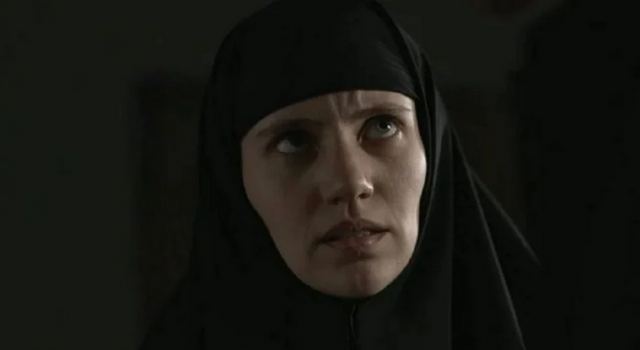 Μαύρο Ρόδο: Ο Πέτρος μπαίνει κρυφά στο μοναστήρι και βρίσκει την Ελισάβετ