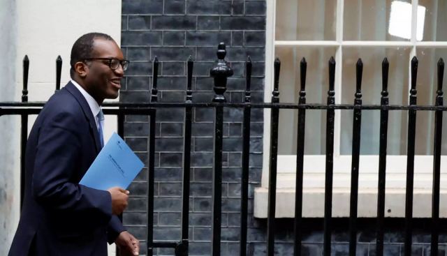 Βρετανία: Ανακοινώθηκε η μεγαλύτερη μείωση φόρων από το 1972