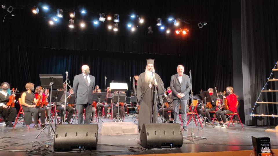 «Μάγεψε» η Χριστουγεννιάτικη συναυλία του Μουσικού Σχολείου Λαμίας στο Δημοτικό Θέατρο