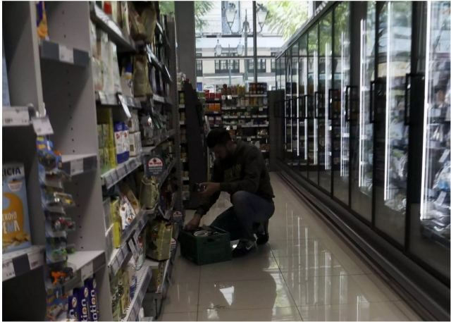 Δημοσκόπηση Alco: «Τρομάζουν» ακρίβεια και πόλεμος – Η ελληνική στάση στο Ουκρανικό και η διαφορά ΝΔ και ΣΥΡΙΖΑ