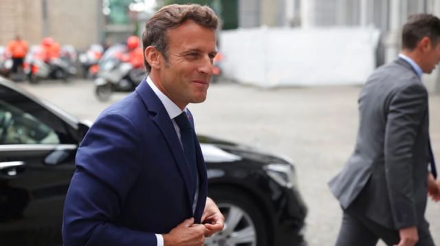 Δημοσκόπηση για βουλευτικές εκλογές στη Γαλλία: Προβάδισμα Μακρόν με μόλις μισή μονάδα