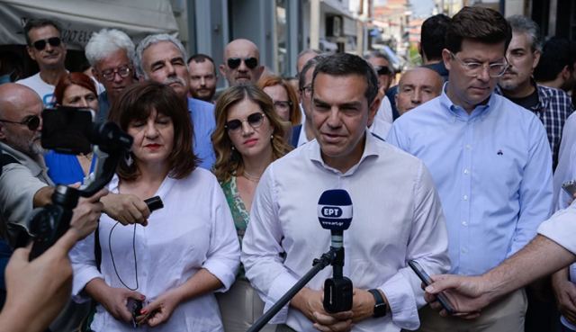 Τσίπρας: Ο Μητσοτάκης ακούει συνομιλίες των αντιπάλων του, αλλά όχι την απόγνωση της κοινωνίας