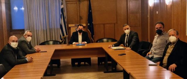 Στον Υπουργό Αγροτικής Ανάπτυξης ο Θέμης Χειμάρας για τις αποζημιώσεις στην επιτραπέζια Ελιά