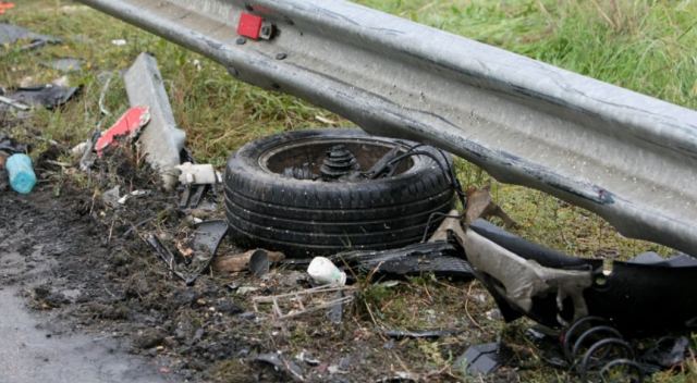 Σοβαρό τροχαίο στην Εύβοια: Αυτοκίνητο έφερε τούμπες – Μωρό μεταφέρθηκε στο Κέντρο Υγείας