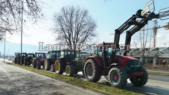 Εντυπωσιακή συγκέντρωση των αγροτών στην ΠΕΛ (ΒΙΝΤΕΟ)