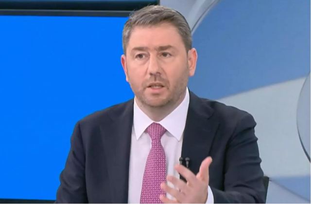 Ανδρουλάκης: «Πόρτα» σε Τσίπρα για κυβέρνηση ειδικού σκοπού -«Με αυτά που λέει γίνεται χορηγός του Μητσοτάκη»