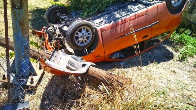 Θανατηρόφορο τροχαίο: Χτύπησε σε δέντρο και τούμπαρε