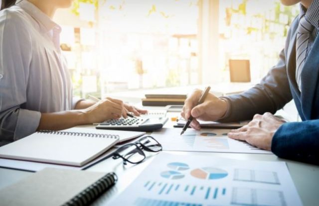 Η Κεντρική Οδός ζητά Λογιστή - στρια στο Λιανοκλάδι