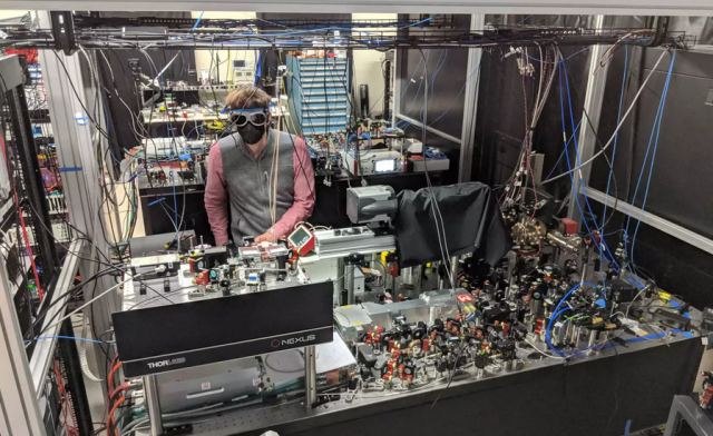 Επιστήμονες του MIT έφτιαξαν ρομπότ που γεννούν άλλα ρομπότ!