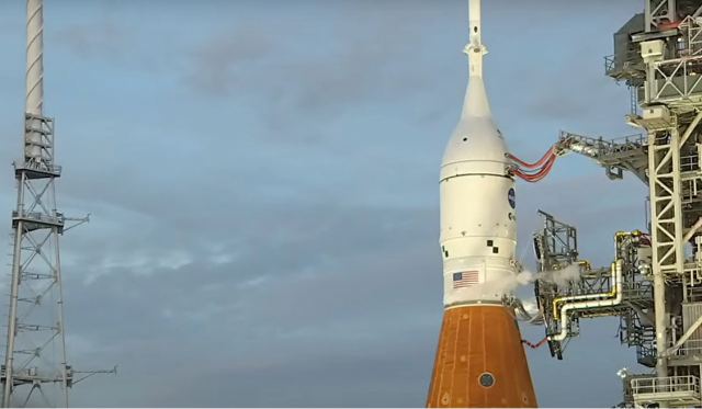 NASA: Θρίλερ με την αποστολή «Άρτεμις 1» στη Σελήνη λόγω διαρροής υδρογόνου - Δείτε live