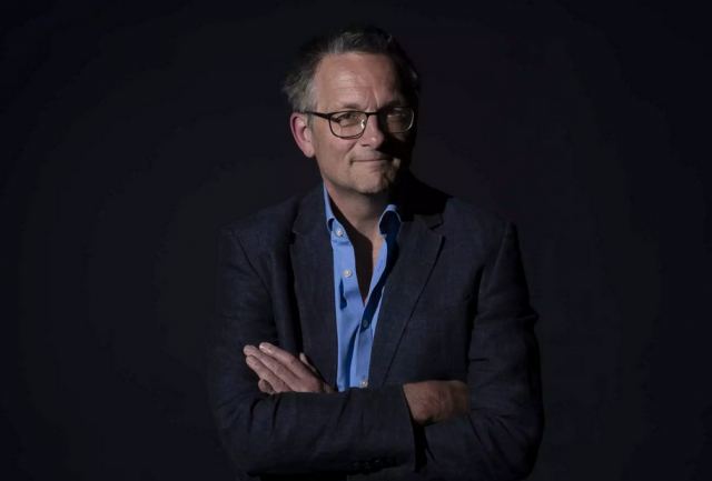 Νέα μελέτη «δικαιώνει» τον Μάικλ Μόσλεϊ για τη δίαιτά του κατά του διαβήτη – Τι είναι η διαλειμματική νηστεία 5:2